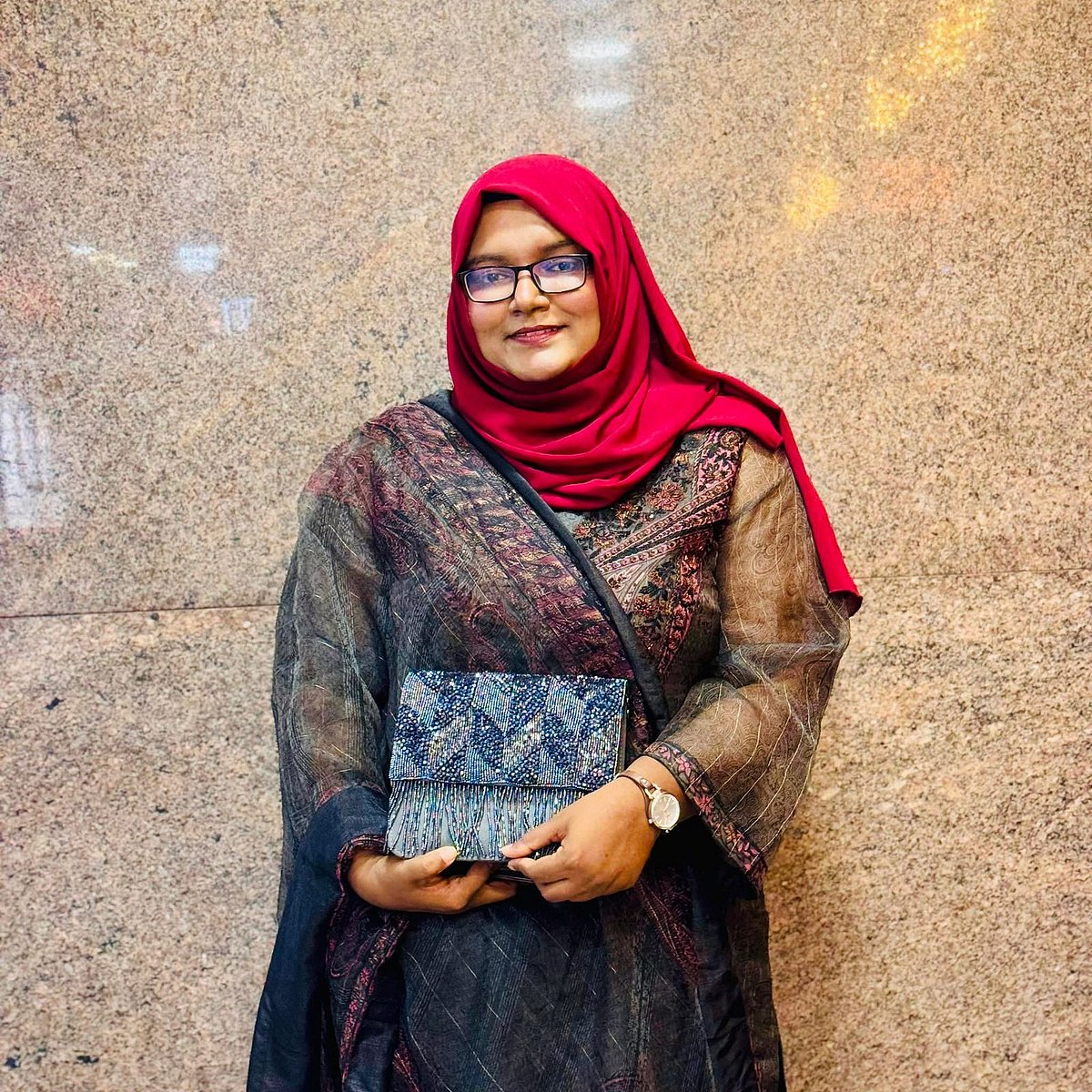 Cunnilingusni yuqori sifatli tomosha qiling