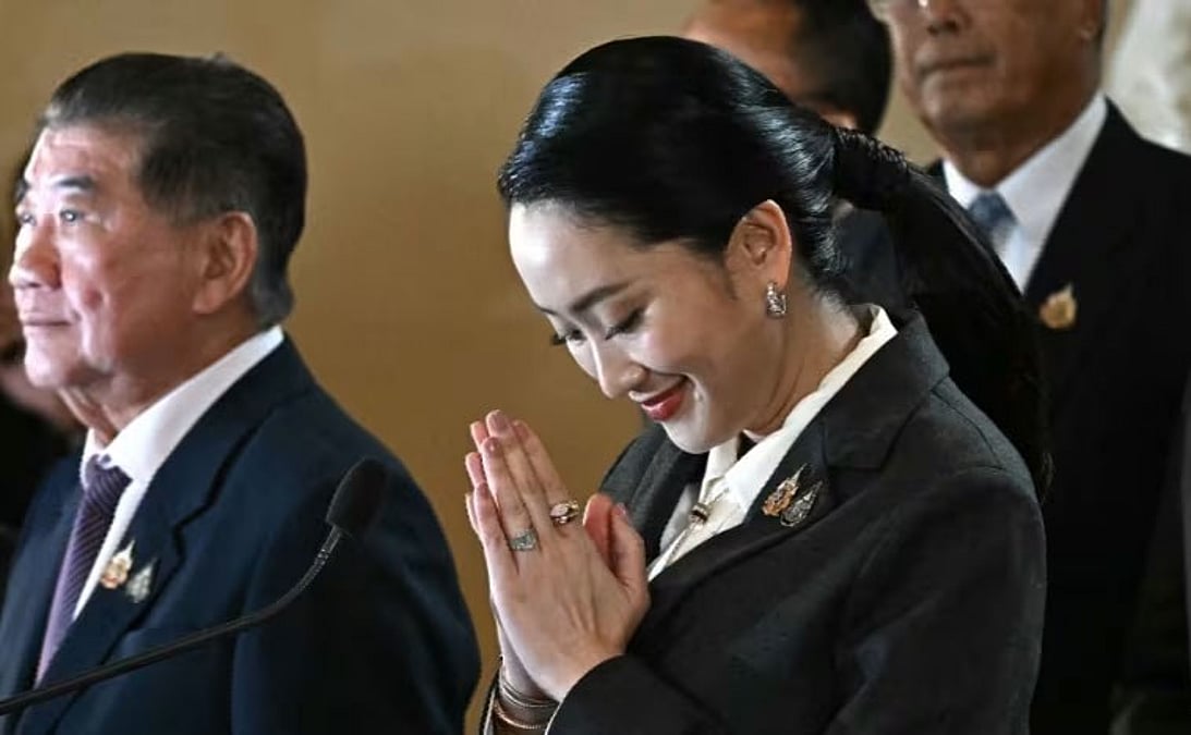 Chiroyli qizlar bilan jinsiy aloqa Osetin ayol bilan jinsiy aloqa video