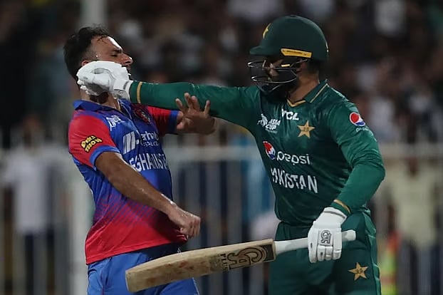 ২০২২ সালের এশিয়া কাপে পাকিস্তান ও আফগানিস্তানের ম্যাচের একটি দৃশ্য।