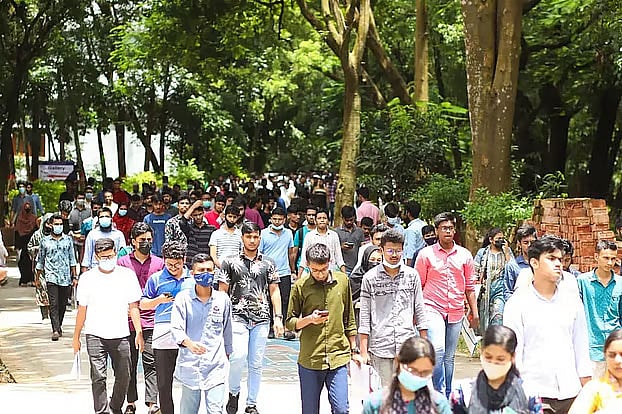 বিশ্ববিদ্যালয়ের শিক্ষার্থী