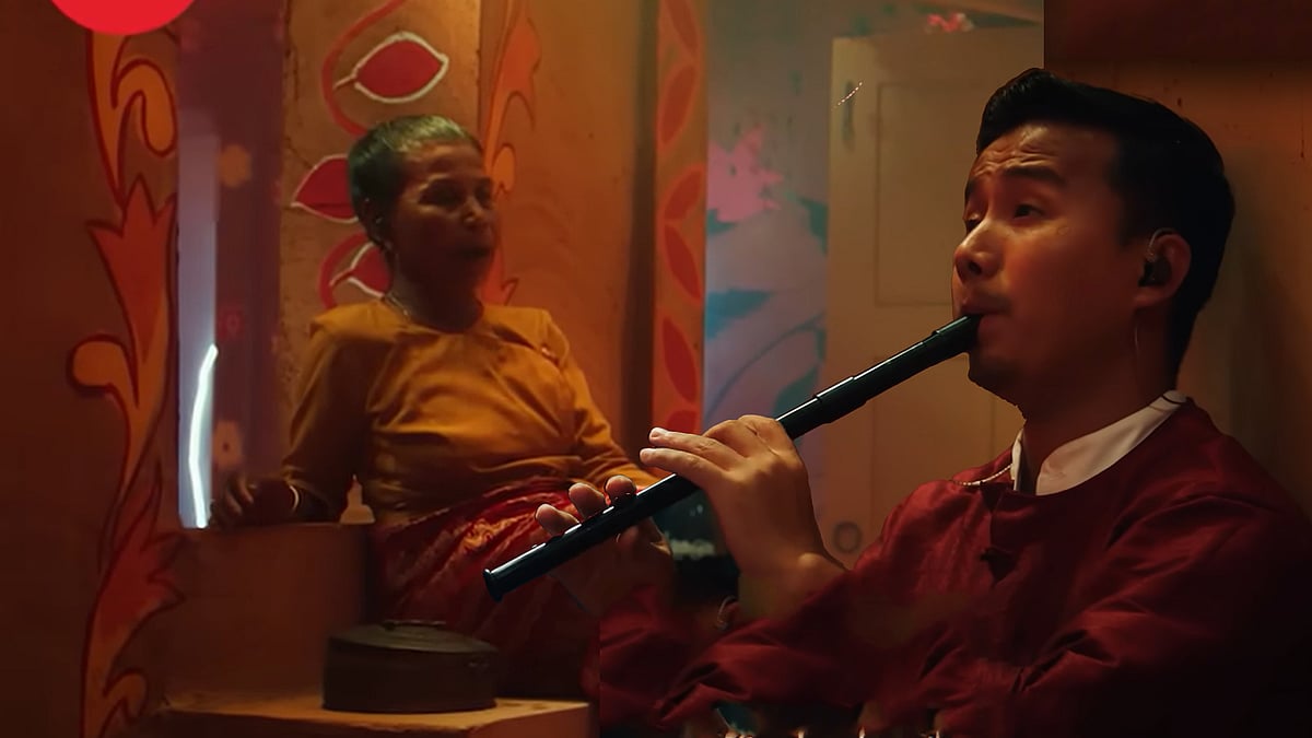 নানি ম্রাকোয়াইচিং মার্মা ও নাতি ক্যউপ্রু মার্মা