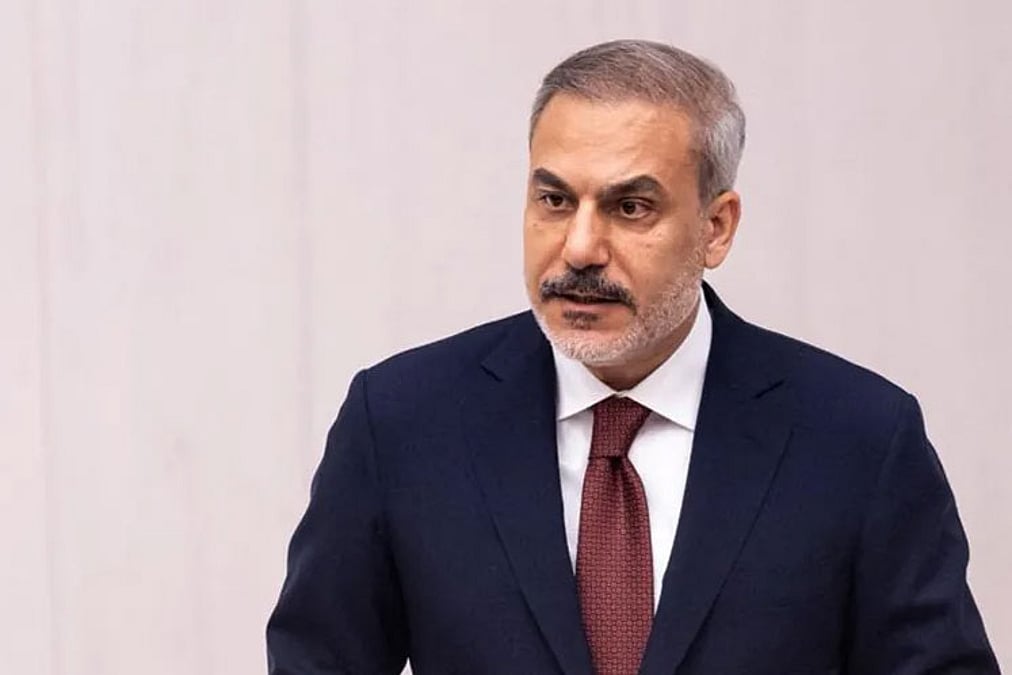 Erkakning anusida barmoq bilan jinsiy aloqa Kichkina gag porno onlayn