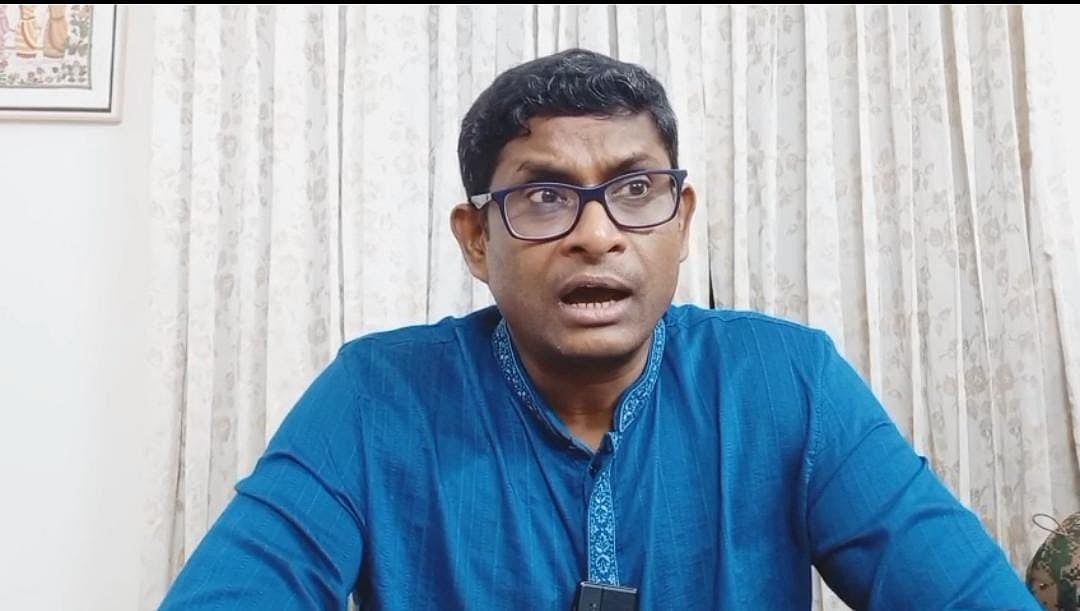 রাজধানীর কাকরাইলে জাপার কেন্দ্রীয় কার্যালয় মিলনায়তনে গণমাধ্যমের সঙ্গে কথা বলেন শামীম হায়দার পাটোয়ারী