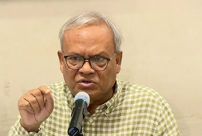 বিএনপির জ্যেষ্ঠ যুগ্ম মহাসচিব রুহুল কবীর রিজভী