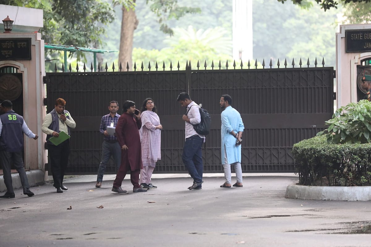 প্রধান উপদেষ্টার সঙ্গে বৈঠক করতে রাষ্ট্রীয় বাসভবন যমুনায় জাতীয় নাগরিক পার্টির প্রতিনিধিদল