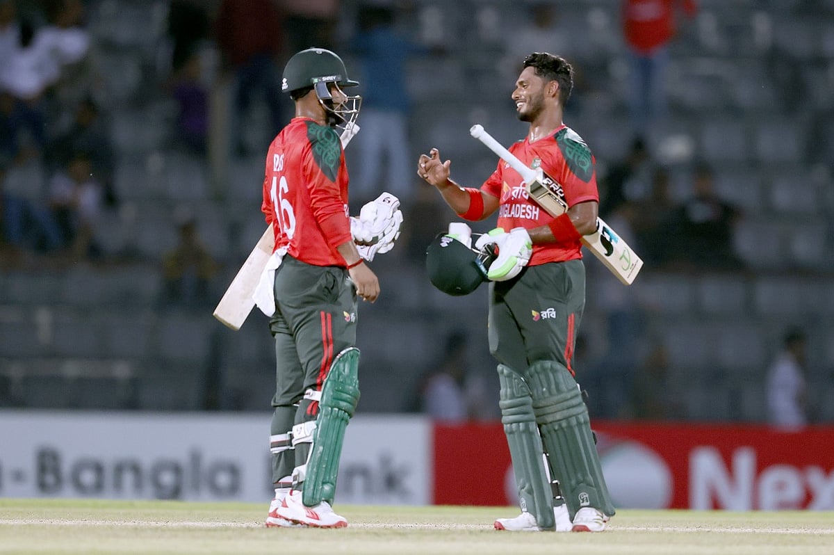 জয়ের পর লিটন দাস ও তানজিদ হাসান