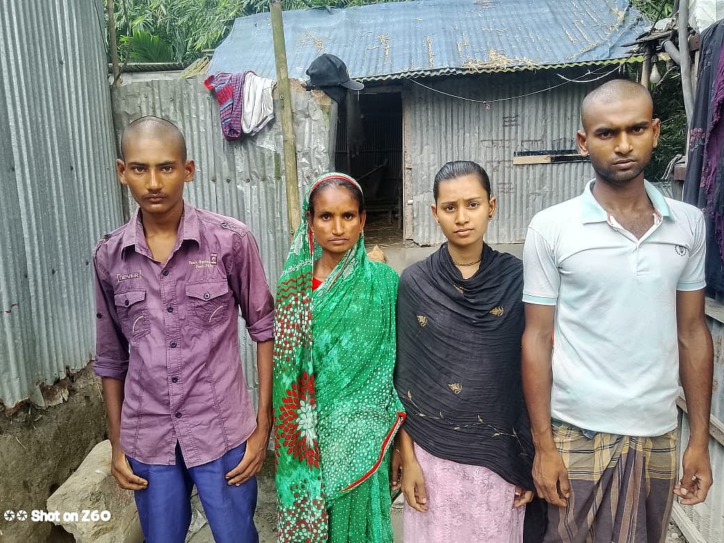 রংপুরের তারাগঞ্জের বুড়িরহাট বটতলা এলাকায় গণপিটুনিতে নিহত মিঠাপুকুরের ছড়ান বালুয়া এলাকার প্রদীপ লালের স্ত্রী-সন্তানেরা