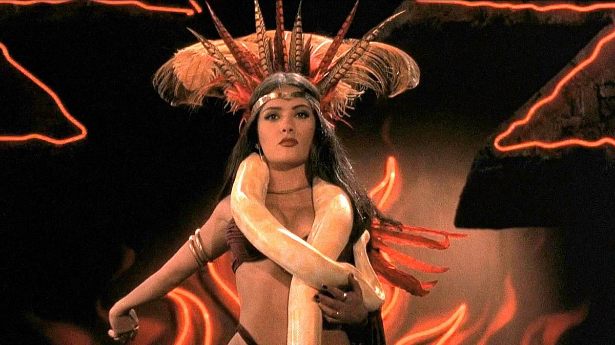 ‘ফ্রম ডাস্ক টিল ডন’ সিনেমায় সালমা হায়েক। আইএমডিবি