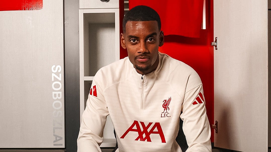 দলবদলের লড়াইয়ে জিতেছে ইসাকের লিভারপুল