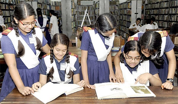 প্রতি শিক্ষার্থীকে পরীক্ষায় অংশ নিতে ফি দিতে হবে ৬০০ টাকা।