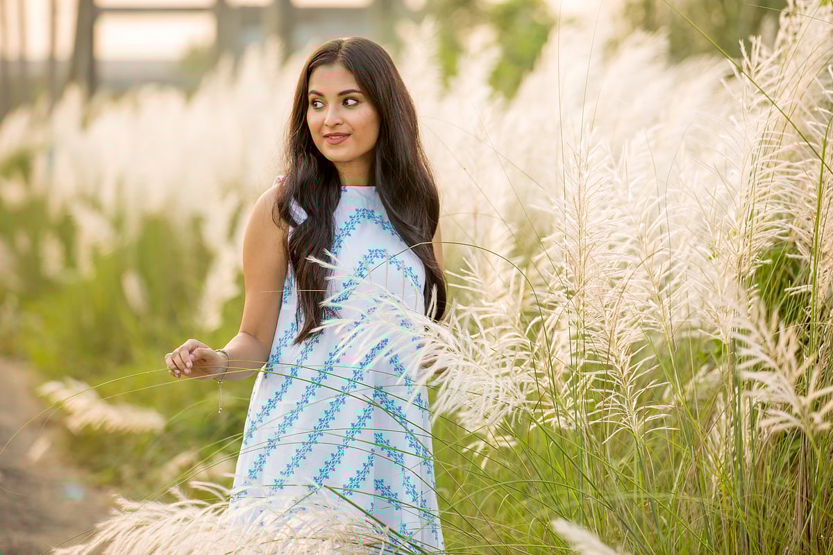 কিছু কিছু সাজ আর পোশাকে পুরো লুকে চলে আসতে পারে সতেজ ভাব