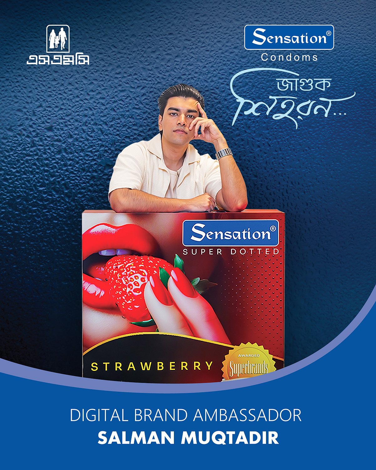 Oyoq barmoqlari va poshnalarini yalagan fotosurati