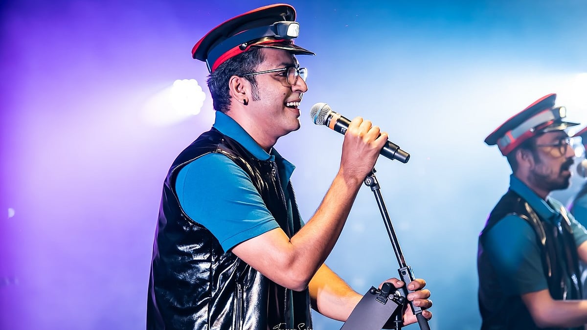 মঞ্চে অনির্বাণ ভট্টাচার্য। অভিনেতার ইনস্টাগ্রাম থেকে