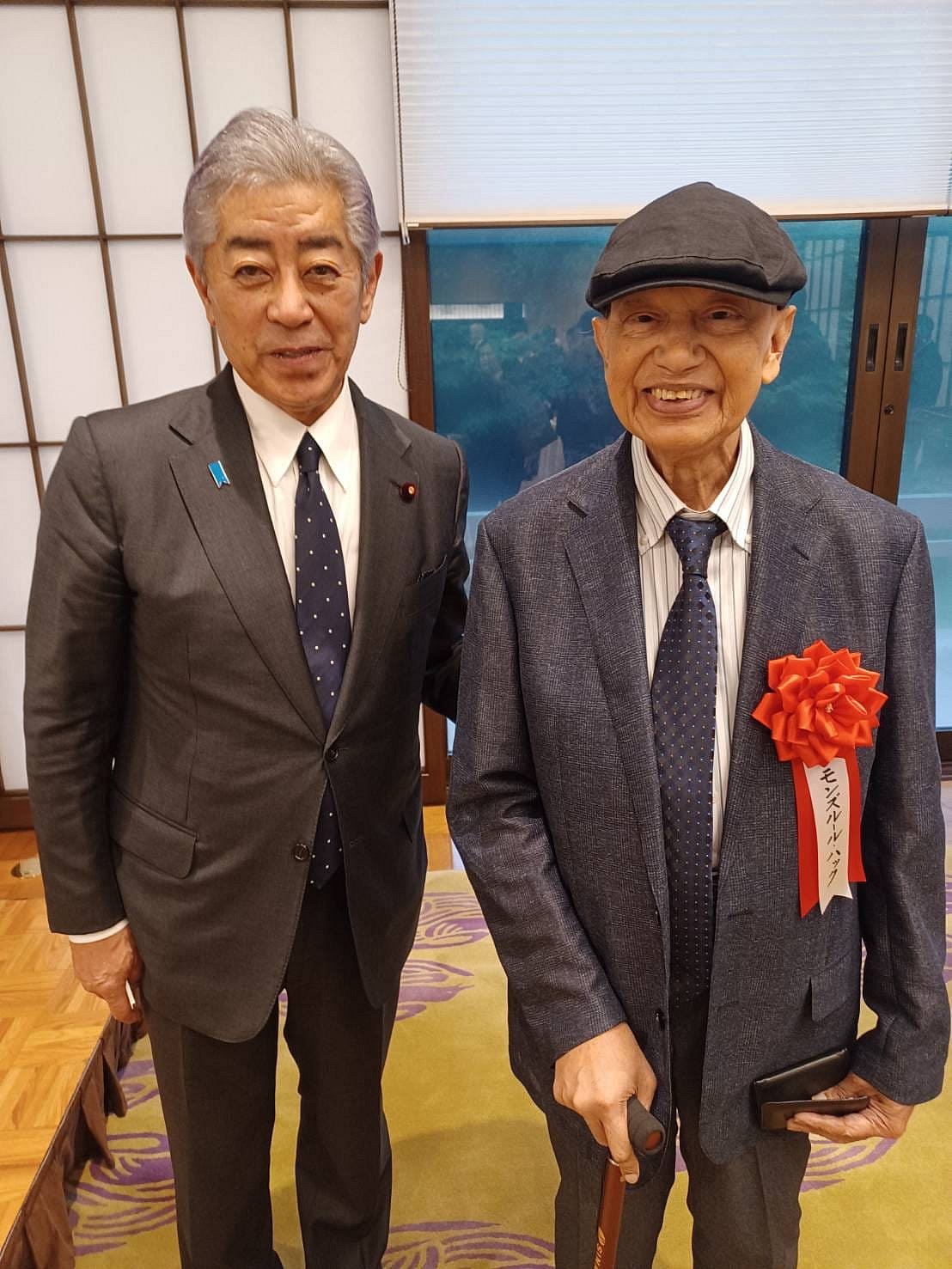 জাপানের পররাষ্ট্রমন্ত্রী তাকেশি ইওয়াইয়ার সঙ্গে প্রথম আলোর টোকিও ব্যুরোপ্রধান মনজুরুল হক