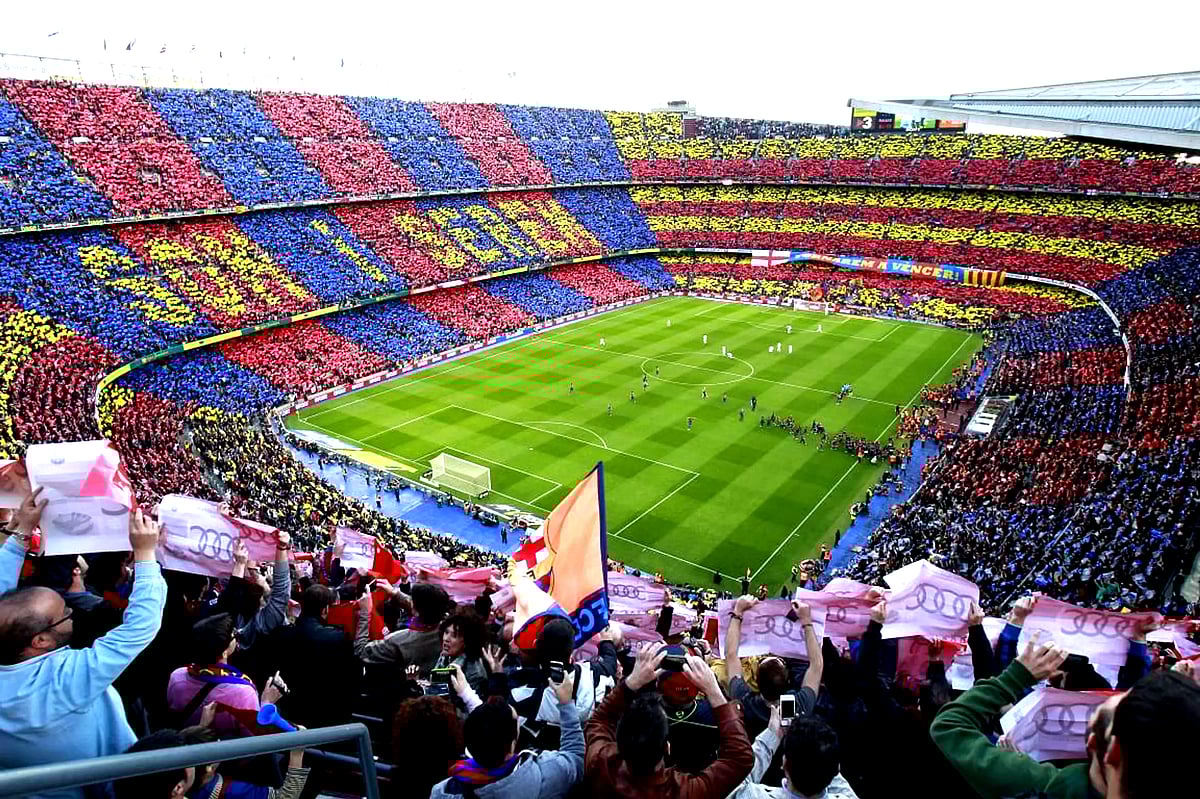 দুই বছরেরও বেশি সময় ধরে ক্যাম্প ন্যু-তে খেলতে পারছে না বার্সেলোনা