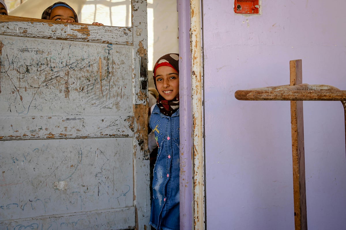 শারীরিক সুস্থতার পাশাপাশি শিশুকে নিরাপদ পরিবেশে রাখা অত্যন্ত গুরুত্বপূর্ণ