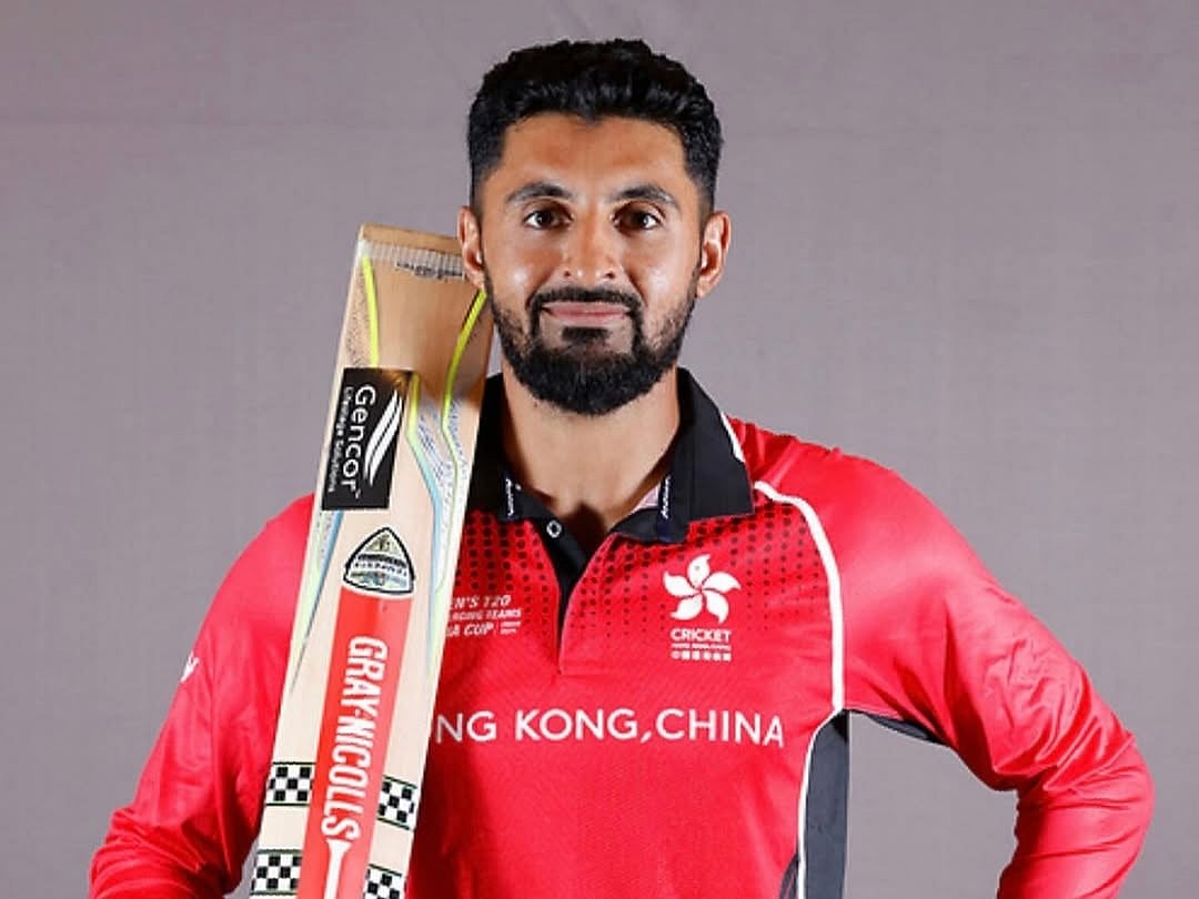হংকং দলের ক্রিকেটার নিজাকাত খান
