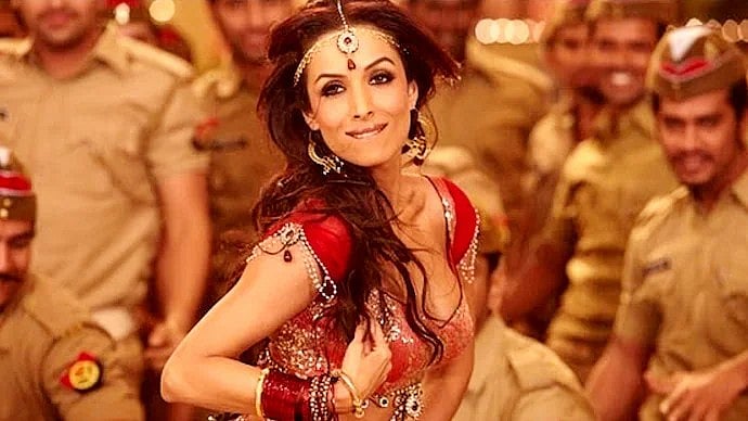 ‘দাবাং’-এর আইটেম গান ‘মুন্নি বদনাম হুই’–এ মালাইকা অরোরা। আইএমডিবি