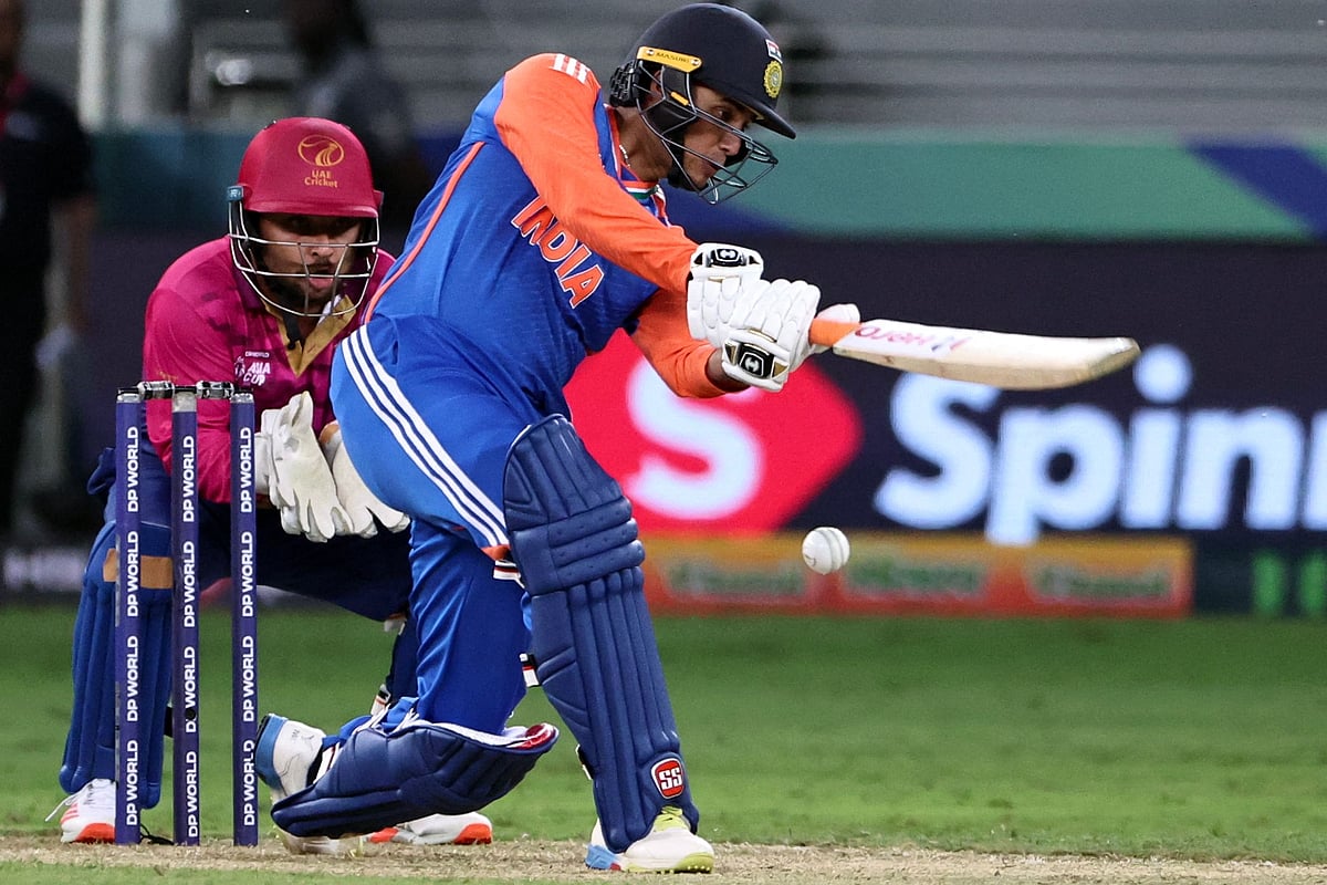 অভিষেক শর্মার ঝোড়ো ব্যাটিংয়ে দ্রুত জিতেছে ভারত। আজ দুবাই আন্তর্জাতিক ক্রিকেট স্টেডিয়ামে ভারত–আমিরাত ম্যাচে