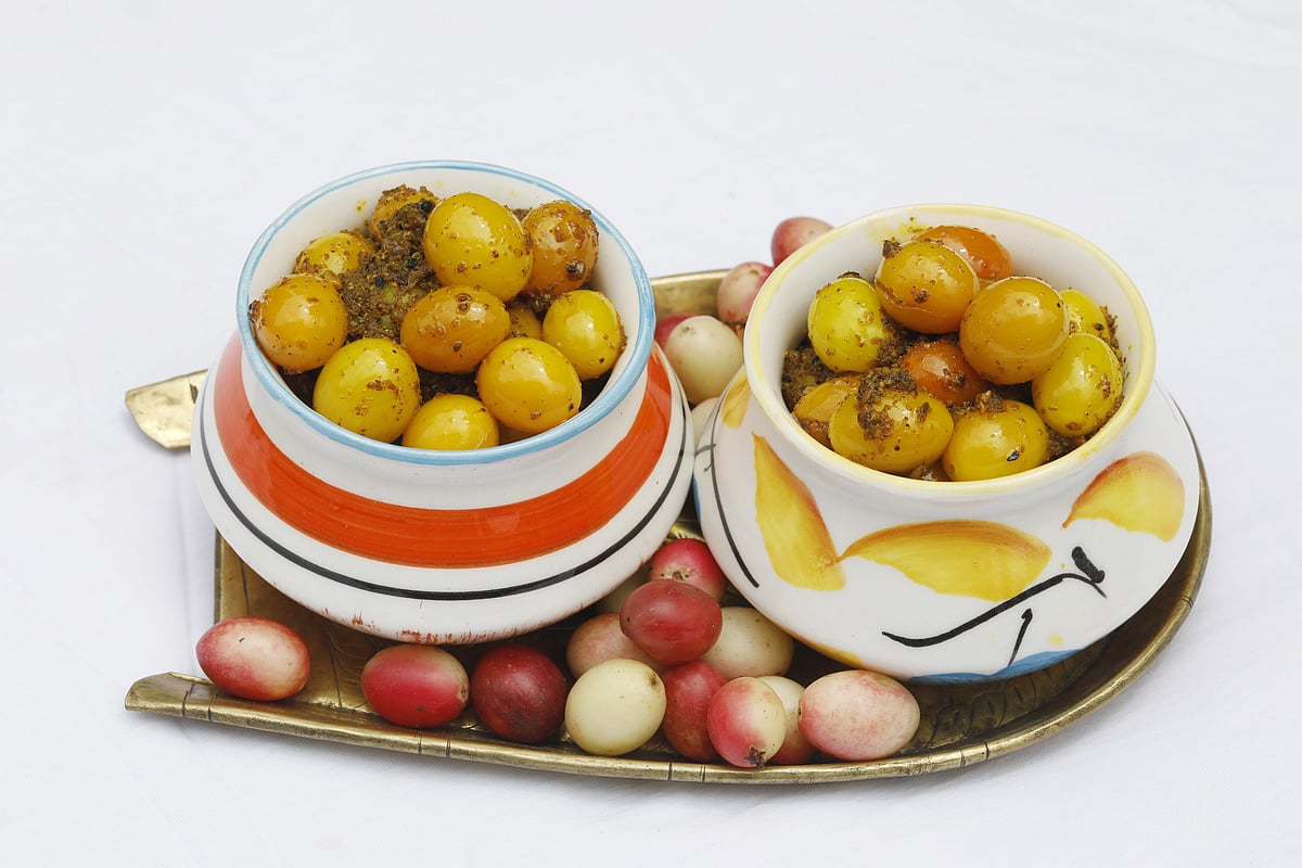 করমচার টক–ঝাল–মিষ্টি আচার