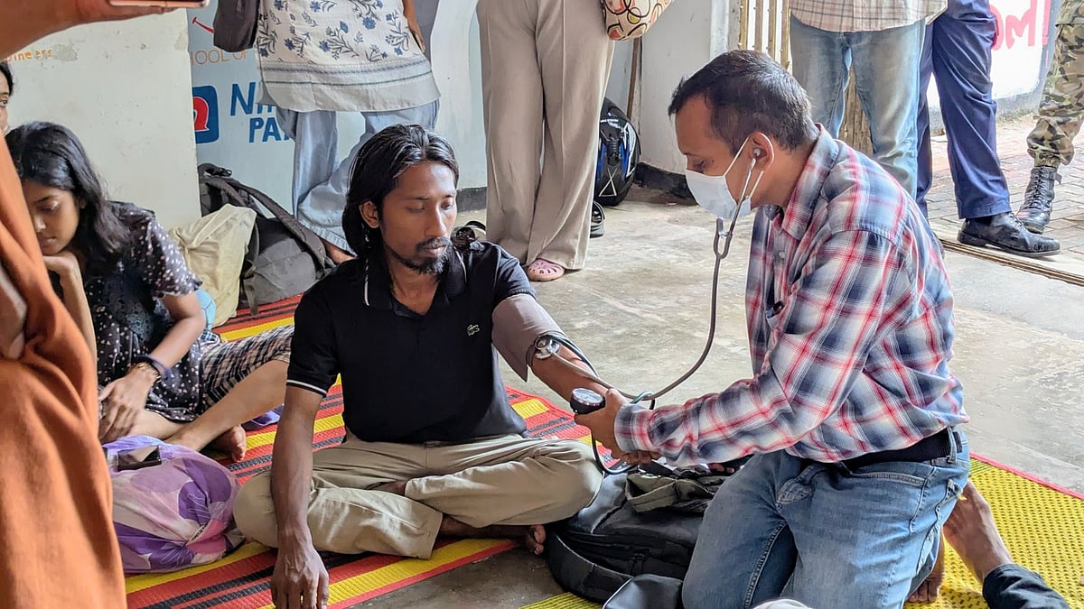 Anal jinsiy aloqa uchun yosh Moskva fohishalari Royxatga olish va sm holda mitti bilan porno