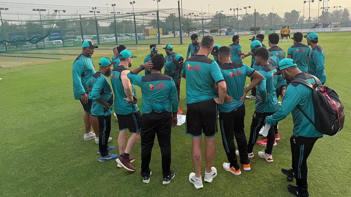হংকংয়ের বিপক্ষে ম্যাচ সামনে রেখে আবুধাবিতে অনুশীলনে বাংলাদেশ দল