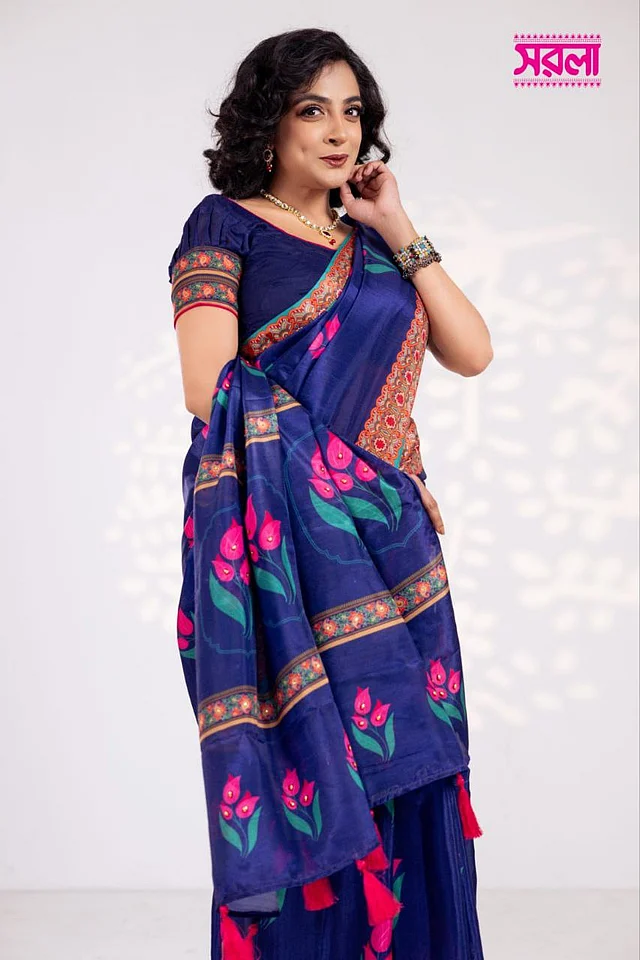 Rus nymph porno Tramvayda erotika