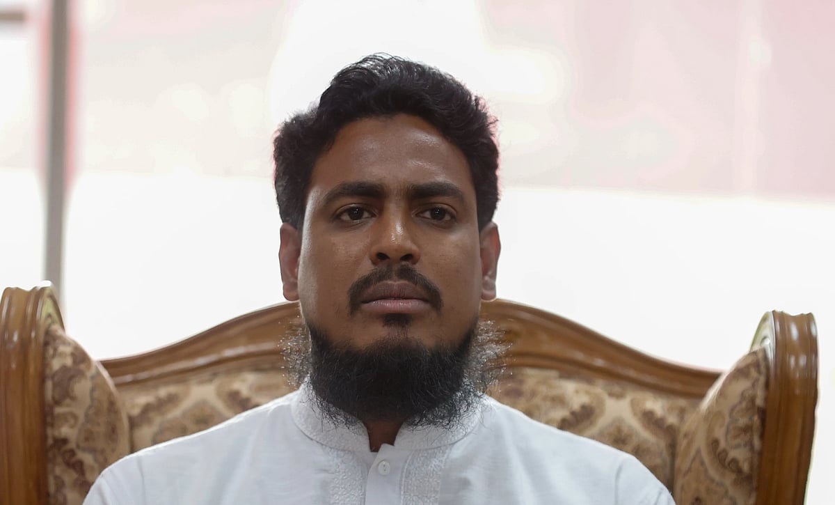 আখতার হোসেন