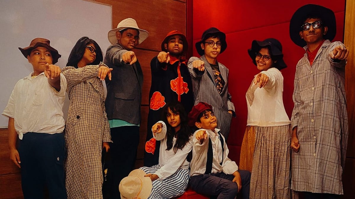 হ্যামেলিনের পাইড পাইপার নাটকের শিল্পীরা। ছবি: আলিয়ঁস ফ্রঁসেজ