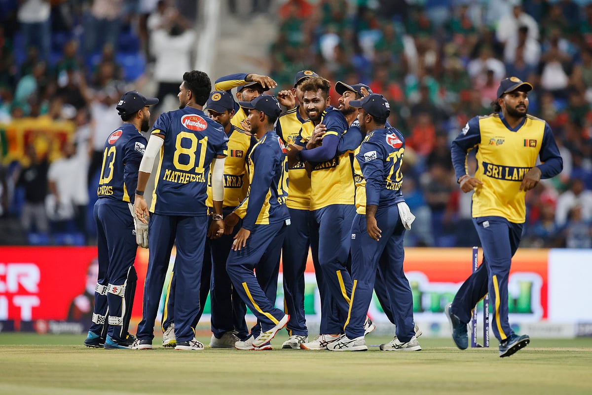 পুরো ম্যাচেই শ্রীলঙ্কার খেলোয়াড়দের এভাবে উচ্ছ্বাস করতে দেখা গেছে