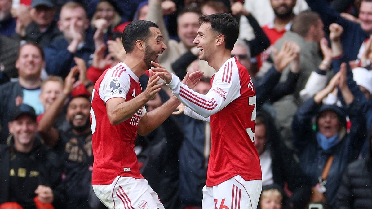 আর্সেনালের গোল উদযাপন