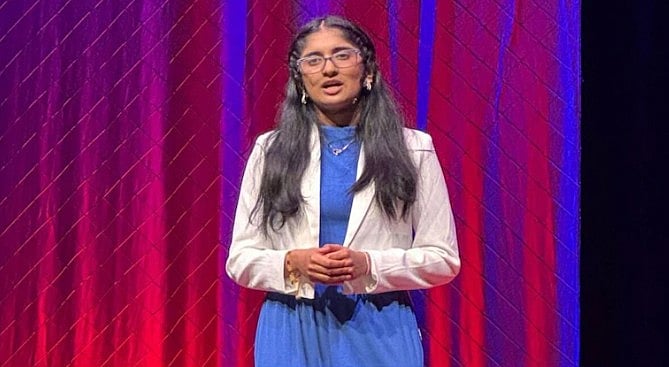 তেজস্বী মনোজ