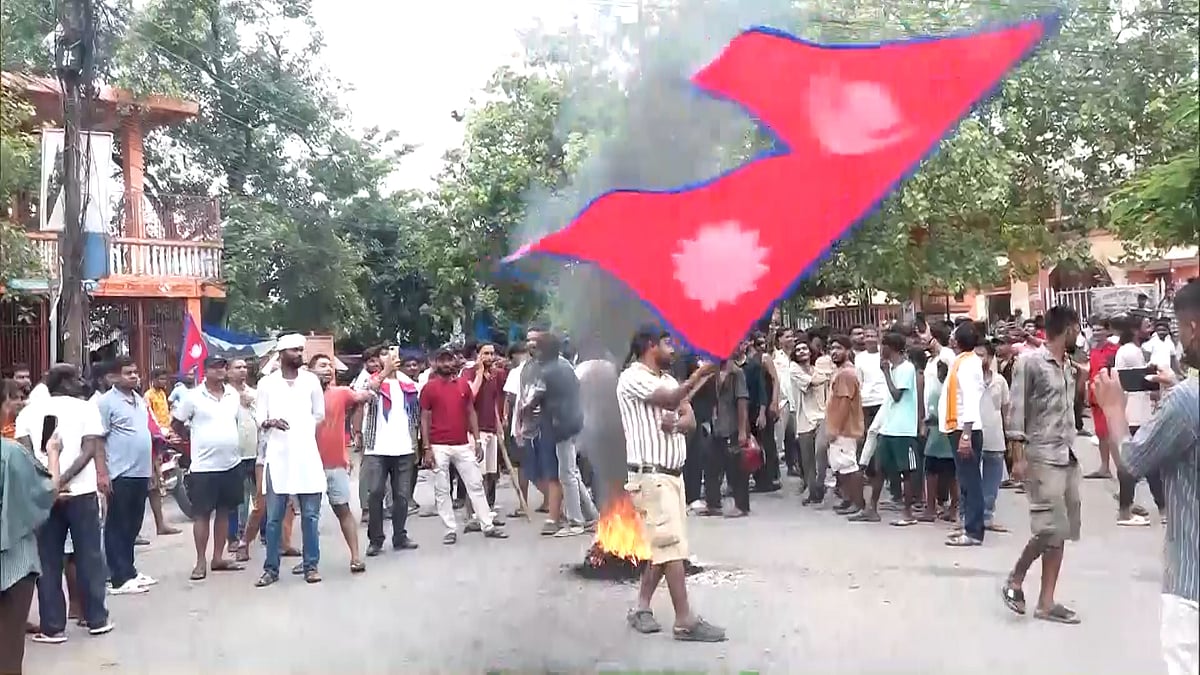 অশান্তি পেছনে ফেলে সামনে এগোনোর আশা নেপালের বাসিন্দাদের