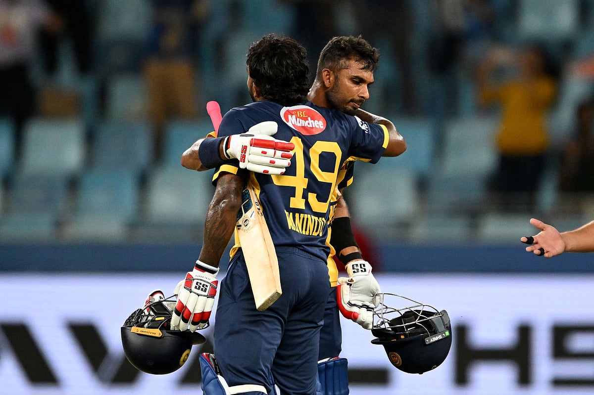 এই ছবিটাই বলে দিচ্ছে হংকংকে হারাতে কতটা কষ্ট হয়েছে শ্রীলঙ্কার