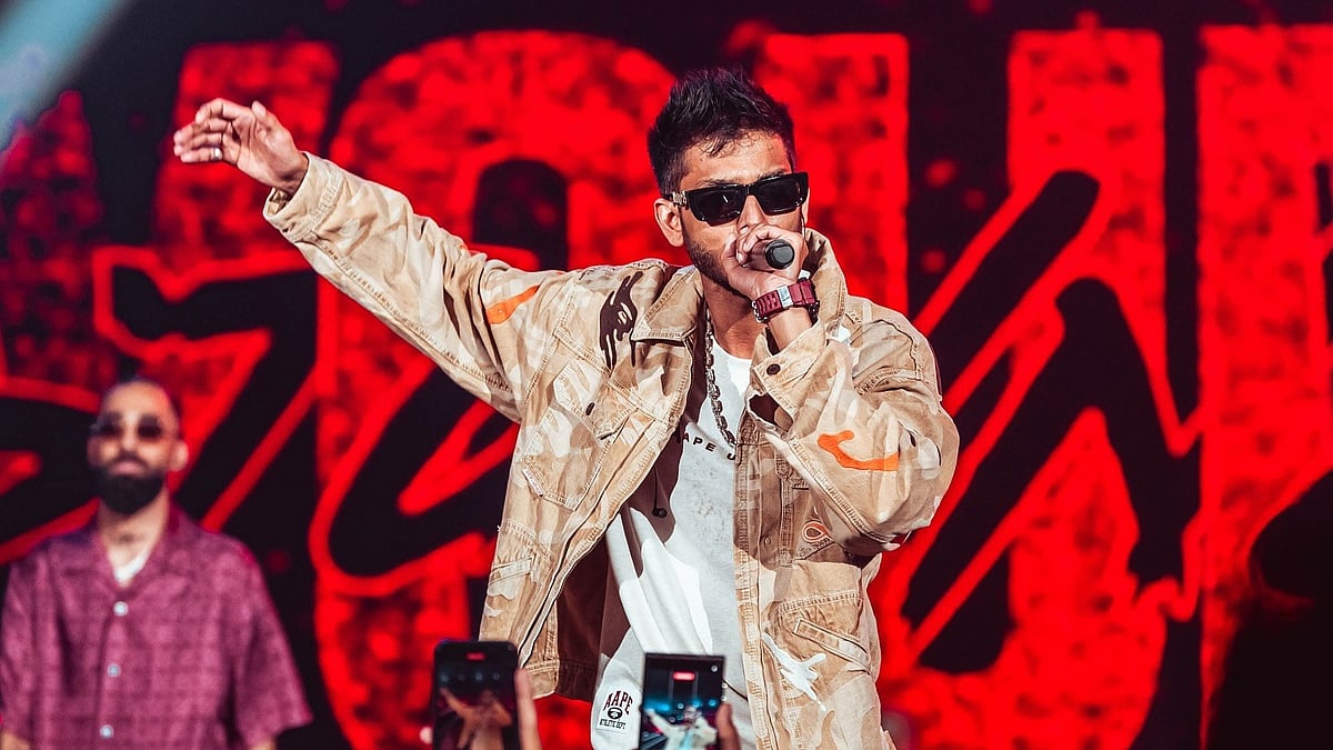 পাকিস্তানি তরুণ গায়ক তালহা আনজুম