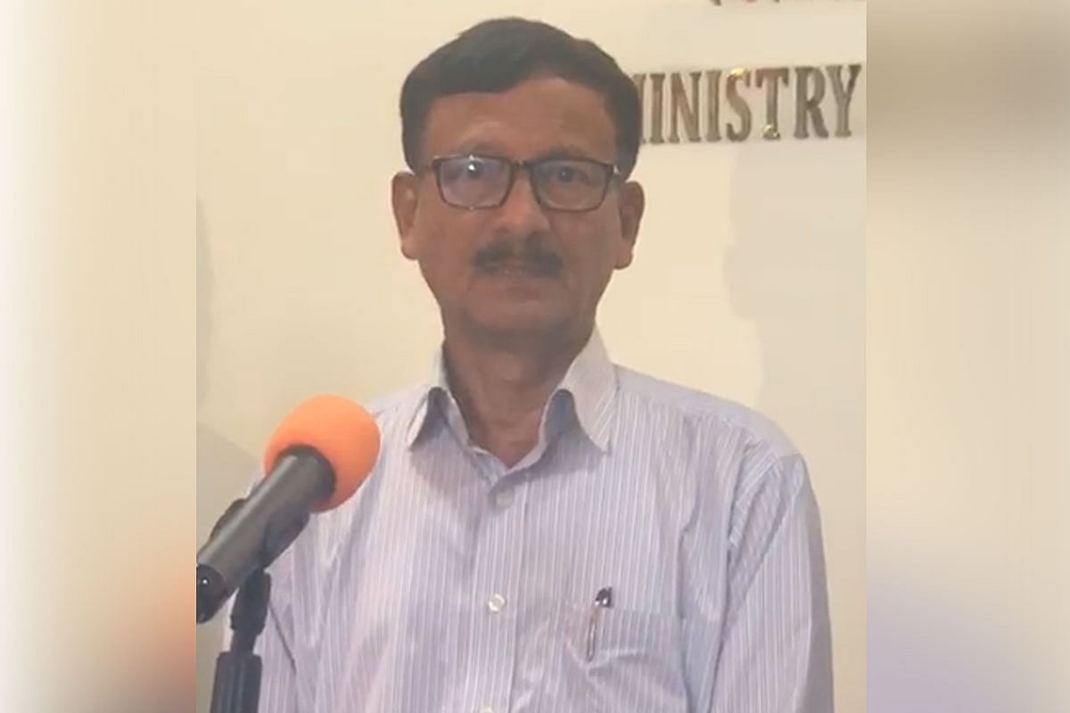 পররাষ্ট্র উপদেষ্টা মো. তৌহিদ হোসেন আজ মঙ্গলবার বিকেলে পররাষ্ট্র মন্ত্রণালয়ে সাংবাদিকদের সঙ্গে কথা বলেন