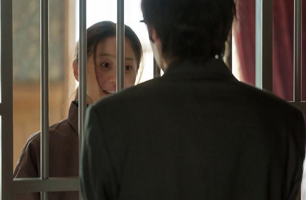 ‘কুইন ম্যান্টিস’–এর দৃশ্যে কো হিউন-জং