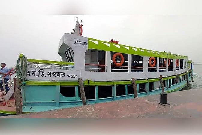 বালাসী-বাহাদুরাবাদ রুটে লঞ্চ সার্ভিস