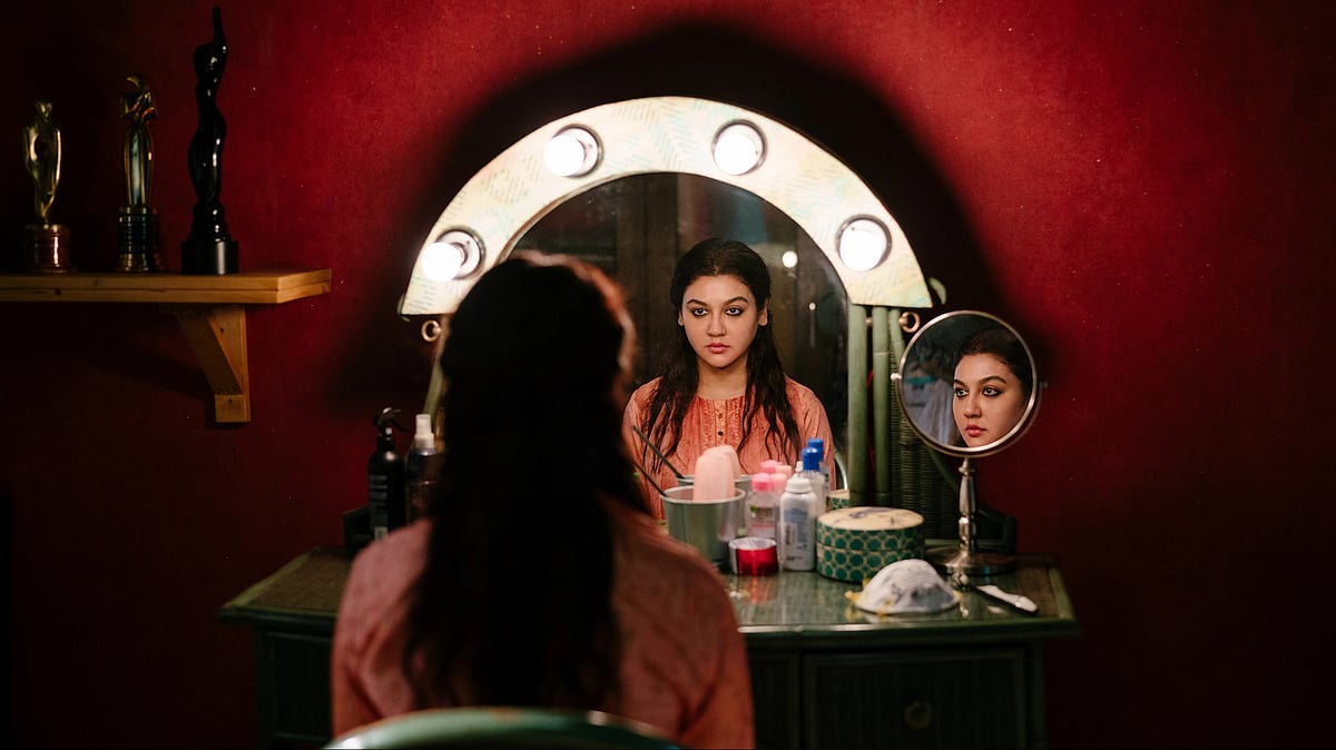 ‘জয়া আর শারমিন’–এর দৃশ। চরকির সৌজন্যে