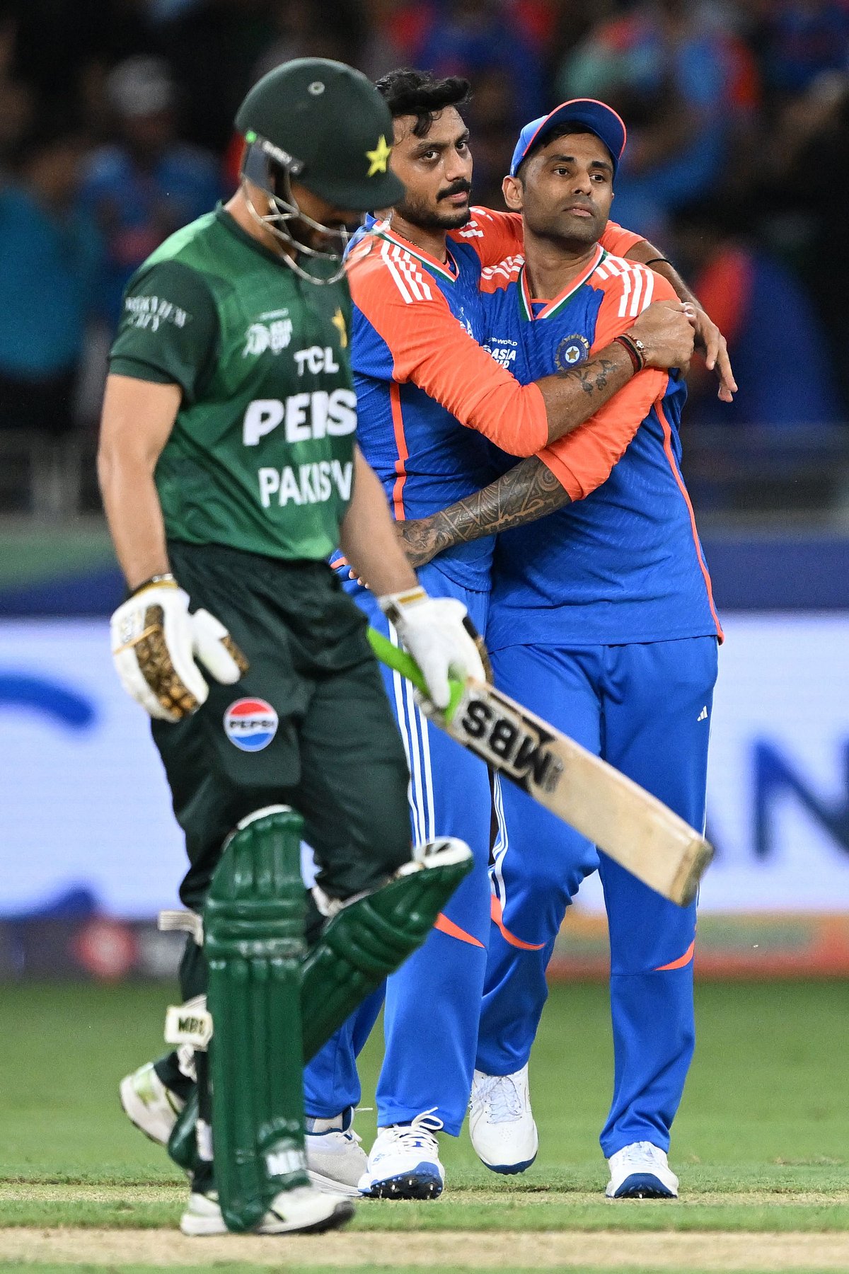 সর্বশেষ মুখোমুখি লড়াইয়ে পাকিস্তানকে হারিয়েছে ভারত