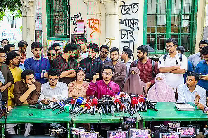 ডাকসু নির্বাচনে ছাত্রশিবিরের প্রার্থী বাছাই বেশ আলোচিত ছিল