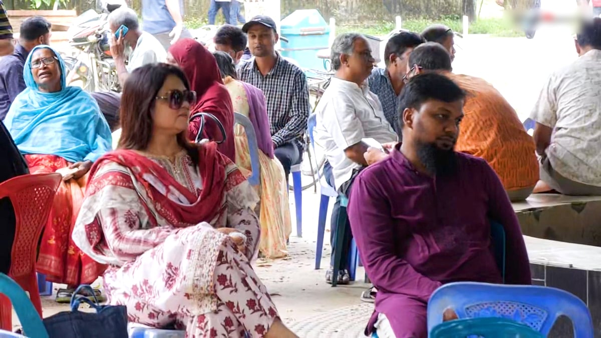 রাজশাহী বিশ্ববিদ্যালয়ে তৃতীয় দিনের মতো ‘পূর্ণাঙ্গ শাটডাউন’
