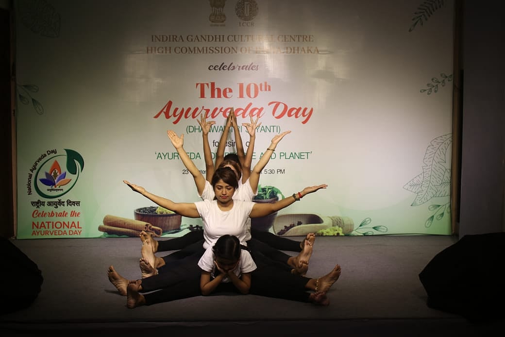 রাজধানীর ইন্দিরা গান্ধী সাংস্কৃতিক কেন্দ্রে ‘মানুষের জন্য আয়ুর্বেদ, গ্রহের জন্য আয়ুর্বেদ’ শীর্ষক অনুষ্ঠানে। ২৩ সেপ্টেম্বর, ২০২৫