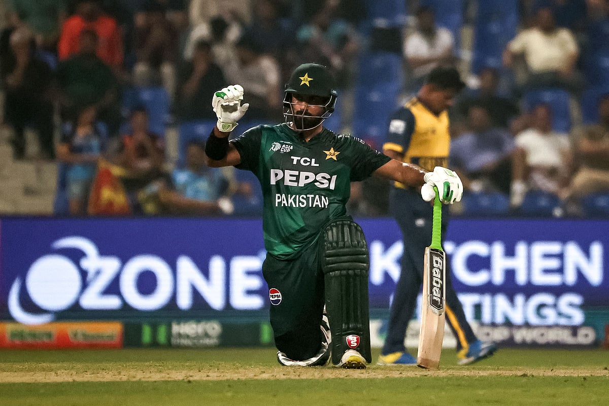 ম্যাচ জয়ের পর পাকিস্তানের হুসেইন তালাতের উদ্‌যাপন