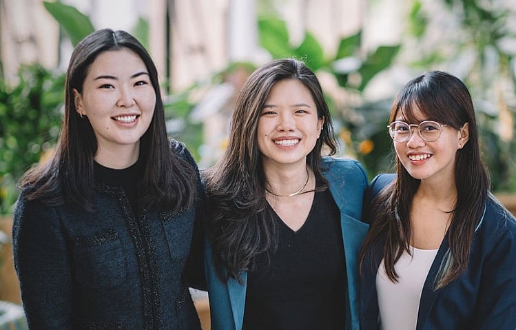 ইউএসটি বিশ্ববিদ্যালয়ে প্রায় ৩০টি গবেষণা প্রতিষ্ঠান পরিচালনা করছে যেখানে চিকিৎসা, প্রকৌশল, বিজ্ঞানসহ বিভিন্ন বিষয়ে গবেষণার সুযোগ রয়েছে