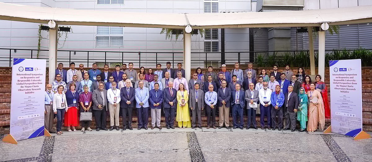 সিম্পোজিয়ামে ইউরোপ ও এশিয়ার ছয়টি (আয়ারল্যান্ড, পোল্যান্ড, লিথুয়ানিয়া, ইউক্রেন, নর্থ মেসিডোনিয়া ও বাংলাদেশ) দেশের বিশ্ববিদ্যালয়ের প্রতিনিধিরা অংশ নিচ্ছেন