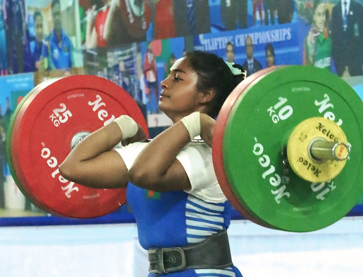 ভারোত্তোলক সুমাইয়া আক্তার