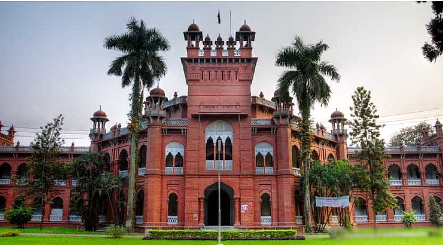 বিশ্ববিদ্যালয়ের গণ্ডি পেরিয়ে বাস্তব জীবনের পথে হাঁটা সহজ নয়। কর্মজীবনের প্রতিযোগিতামূলক বাস্তবতায় টিকে থাকতে চাই স্পষ্ট পরিকল্পনা।