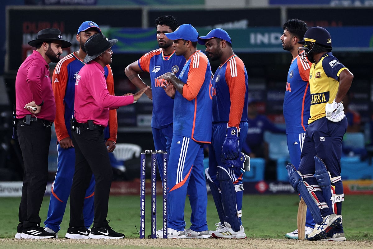 শানাকা কেন আউট নন, সূর্যকুমারকে হয়তো সেটাই বলছেন গাজী সোহেল