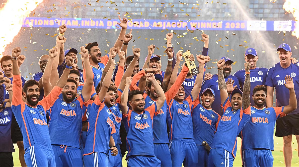 ট্রফি ছাড়াই ভারতীয় খেলোয়াড়দের শিরোপা উদ্‌যাপন